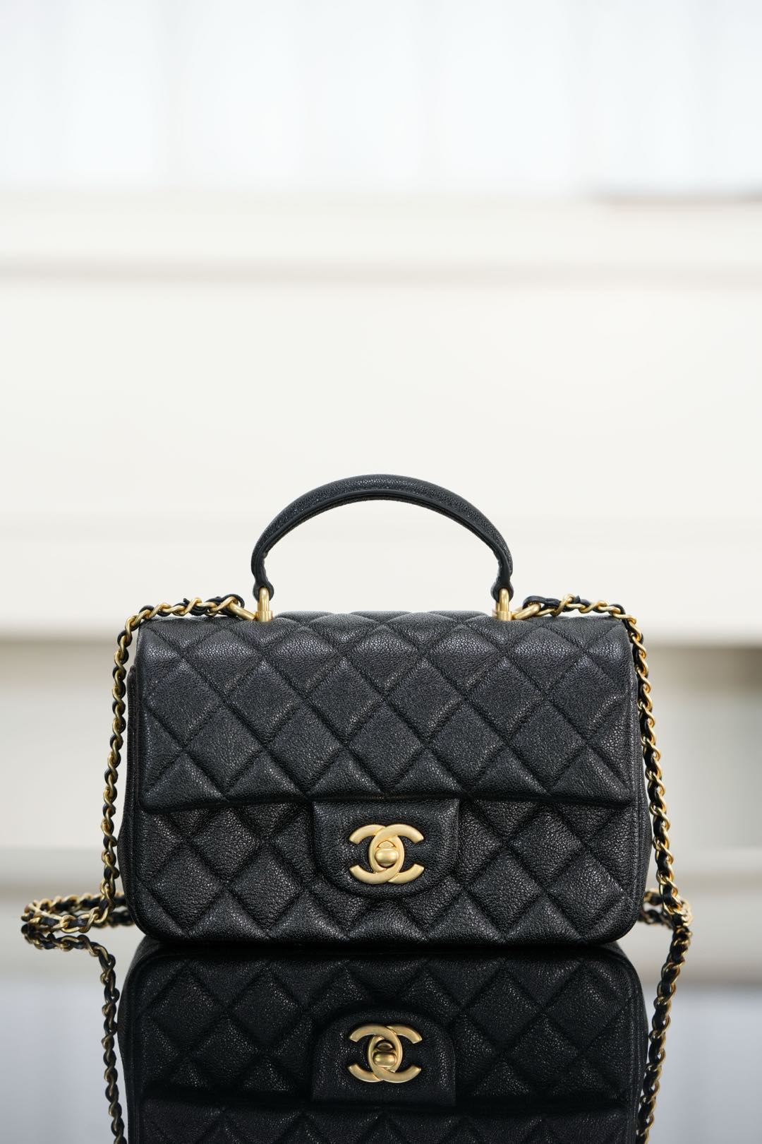 Chanel 2021𝗦𝘀手柄CF Mini 水洗胎牛黑金