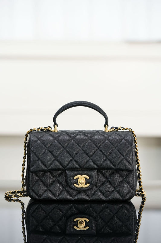 Chanel 2021𝗦𝘀手柄CF Mini 水洗胎牛黑金