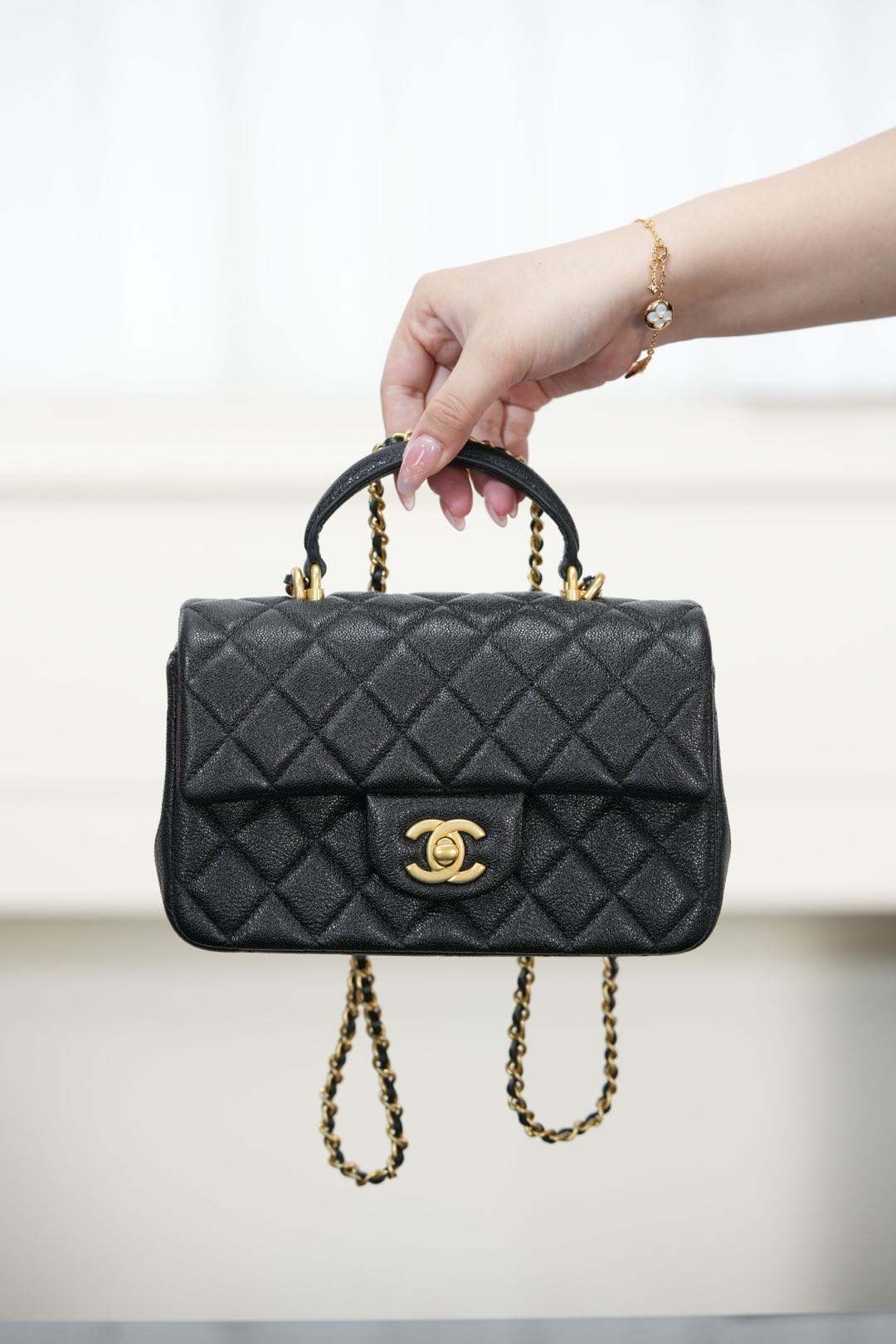 Chanel 2021𝗦𝘀手柄CF Mini 水洗胎牛黑金