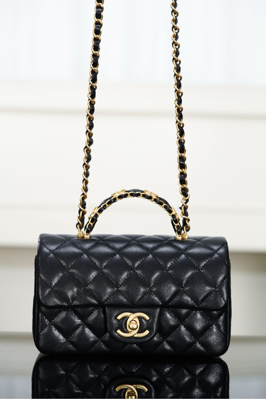 Chanel 𝟐𝟓𝐁 双𝐂手柄 𝐂𝐅大𝐦𝐢𝐧𝐢 黑色