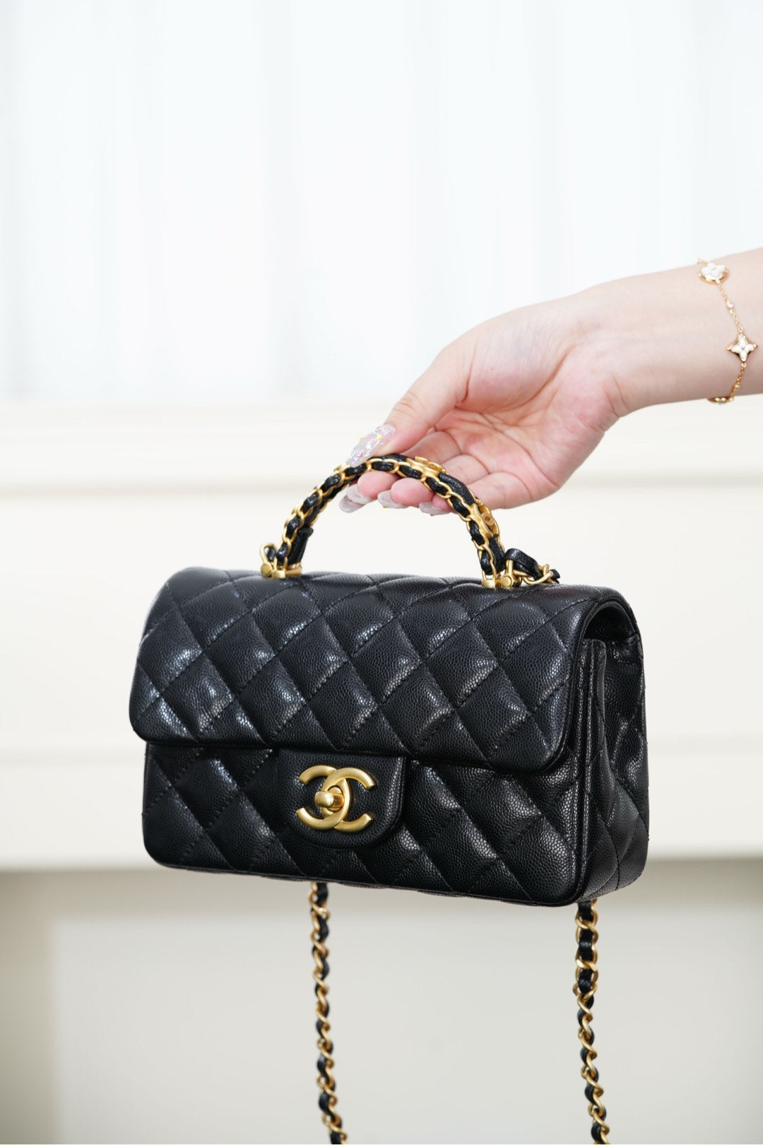 Chanel 𝟐𝟓𝐁 双𝐂手柄 𝐂𝐅大𝐦𝐢𝐧𝐢 黑色