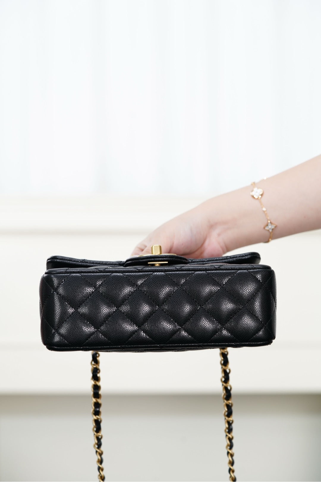 Chanel 𝟐𝟓𝐁 双𝐂手柄 𝐂𝐅大𝐦𝐢𝐧𝐢 黑色