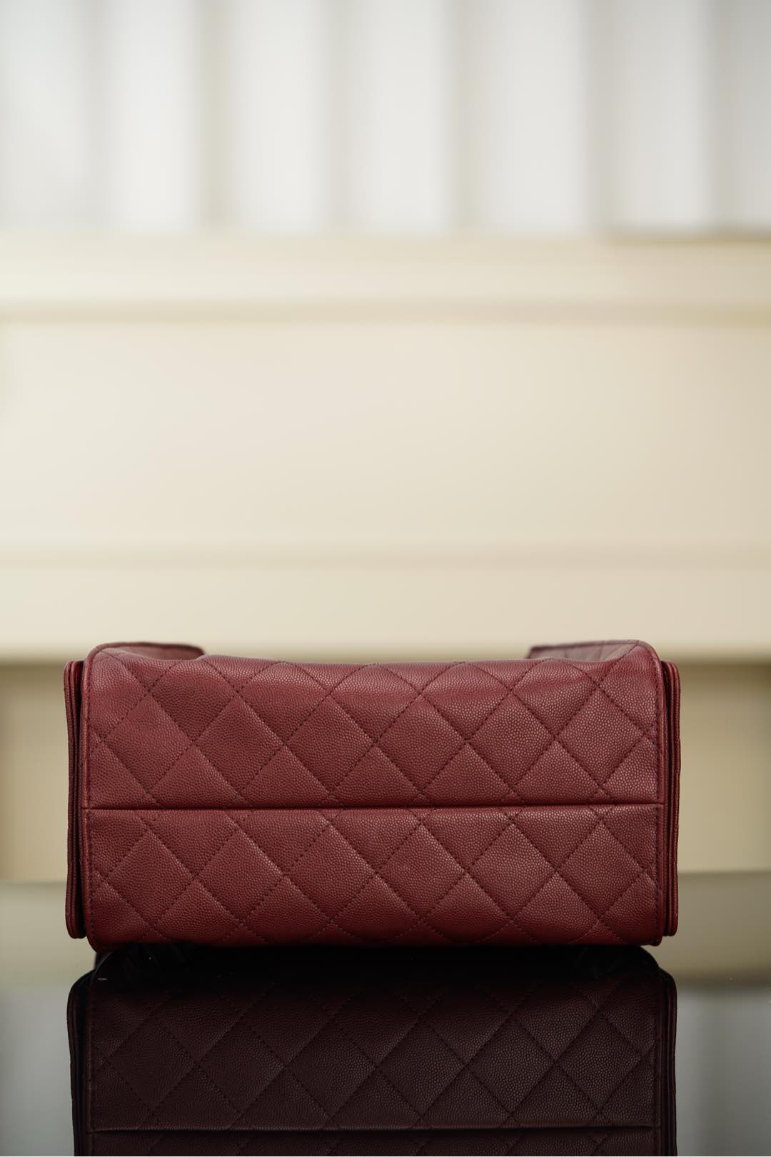 Chanel 𝟐𝟓A 𝐬𝐦𝐚𝐥𝐥 𝐡𝐨𝐛𝐨 抽绳水桶包 酒红色 小号