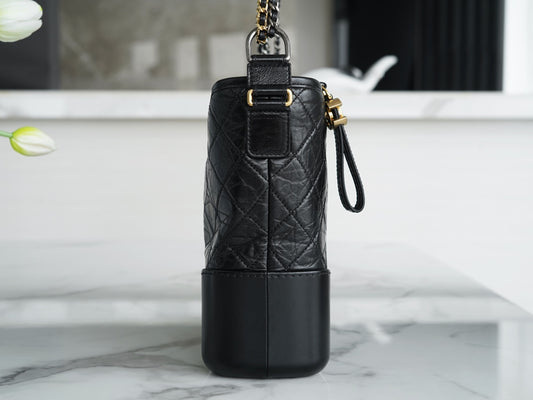 CHANEL 𝗚𝗮𝗯𝗿𝗶𝗲𝗹𝗹𝗲 ❥ 经典流浪包 正品皮 黑色➿大号