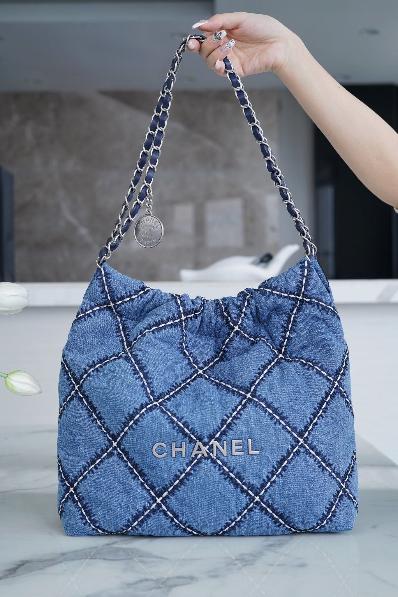 CHANEL 𝟐𝟒𝐩 春夏新款牛仔  𝟐𝟐bag 小号