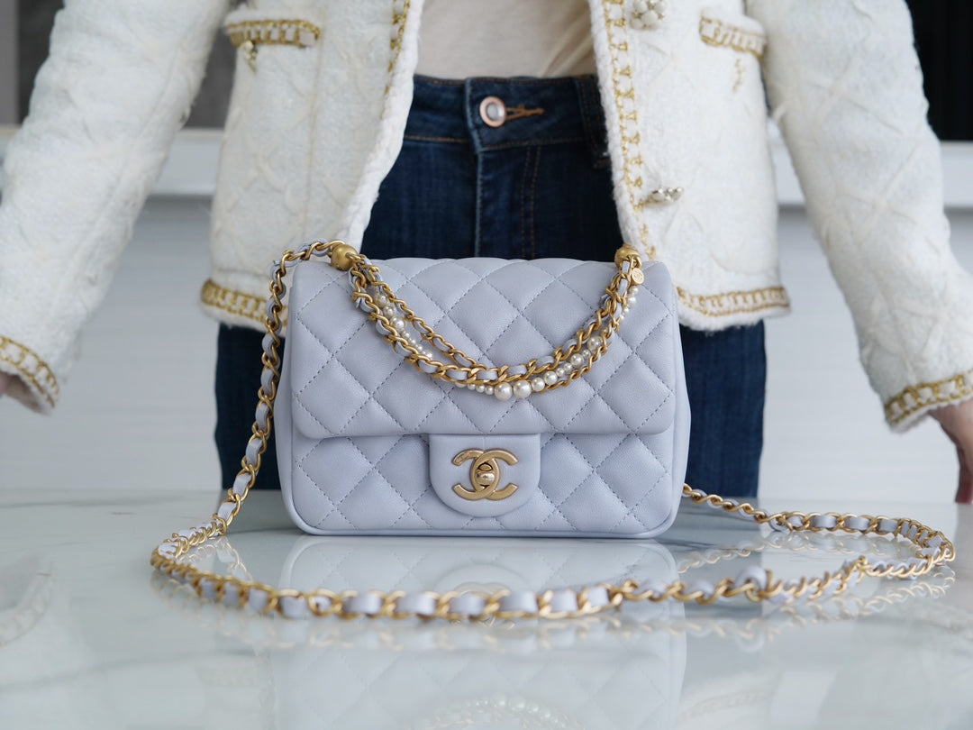 CHANEL 𝟐𝟒𝐩  珍珠链 方胖子 浅灰蓝