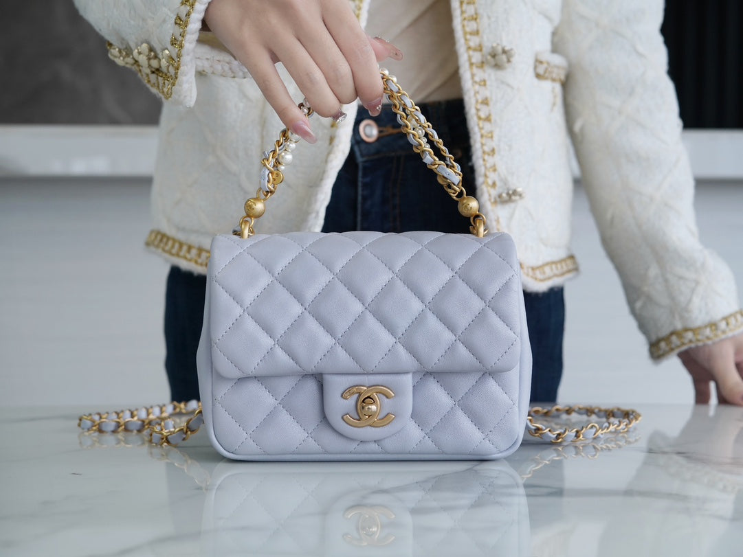 CHANEL 𝟐𝟒𝐩  珍珠链 方胖子 浅灰蓝