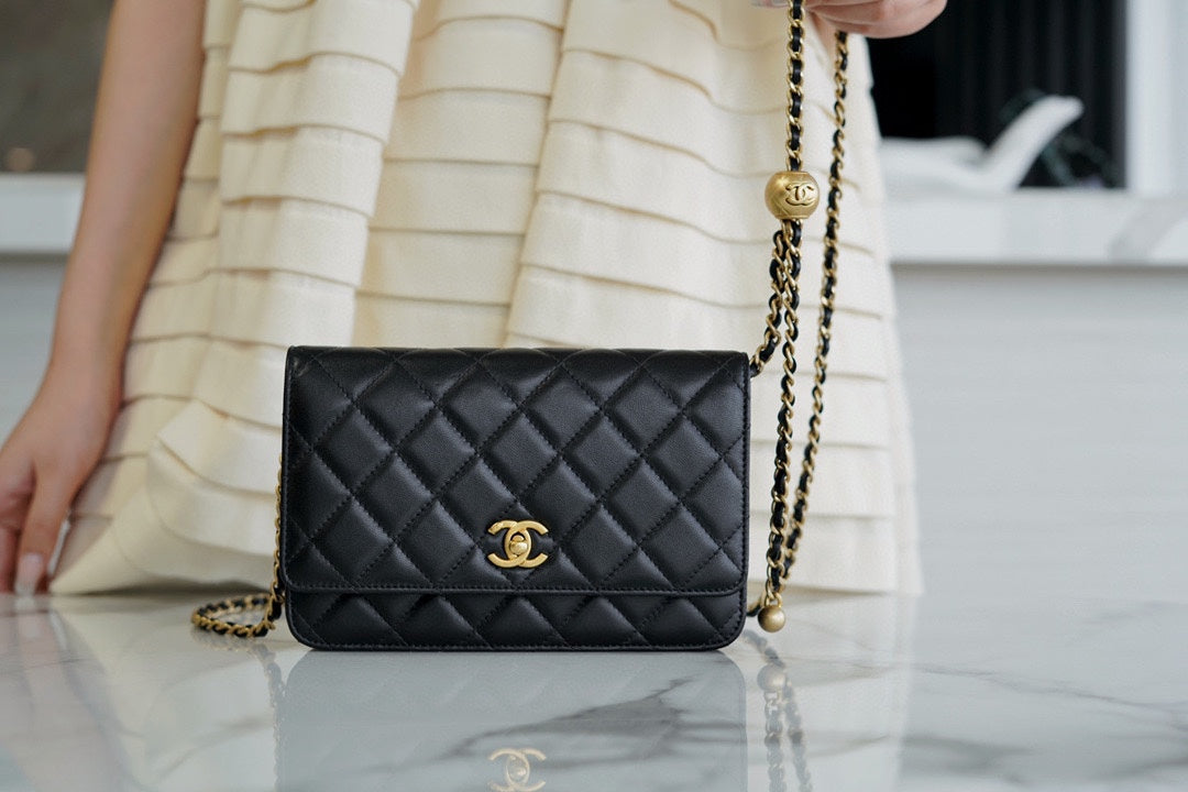 CHANEL 金属球 𝑾𝒐𝒄 黑色