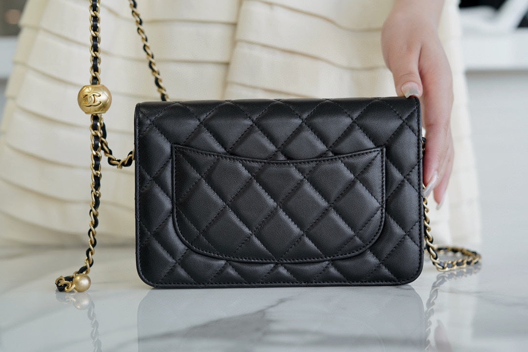 CHANEL 金属球 𝑾𝒐𝒄 黑色