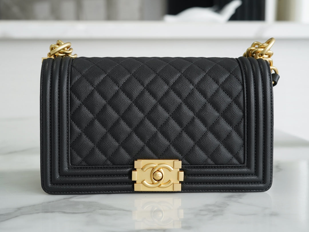 CHANEL 𝗟𝗲𝗯𝗼𝘆 正品皮小球纹 黑金中号