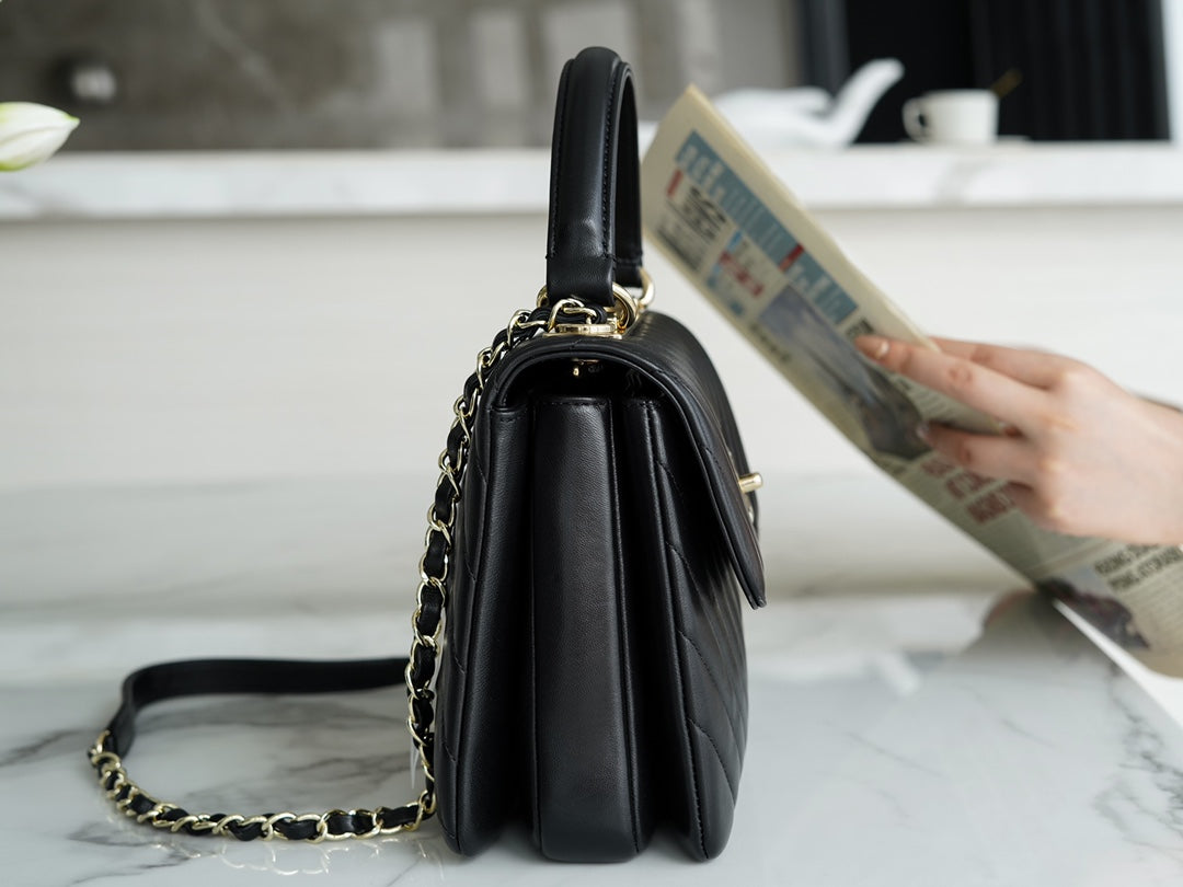 CHANEL Trendy CC Ｖ纹🐑气质经典黑