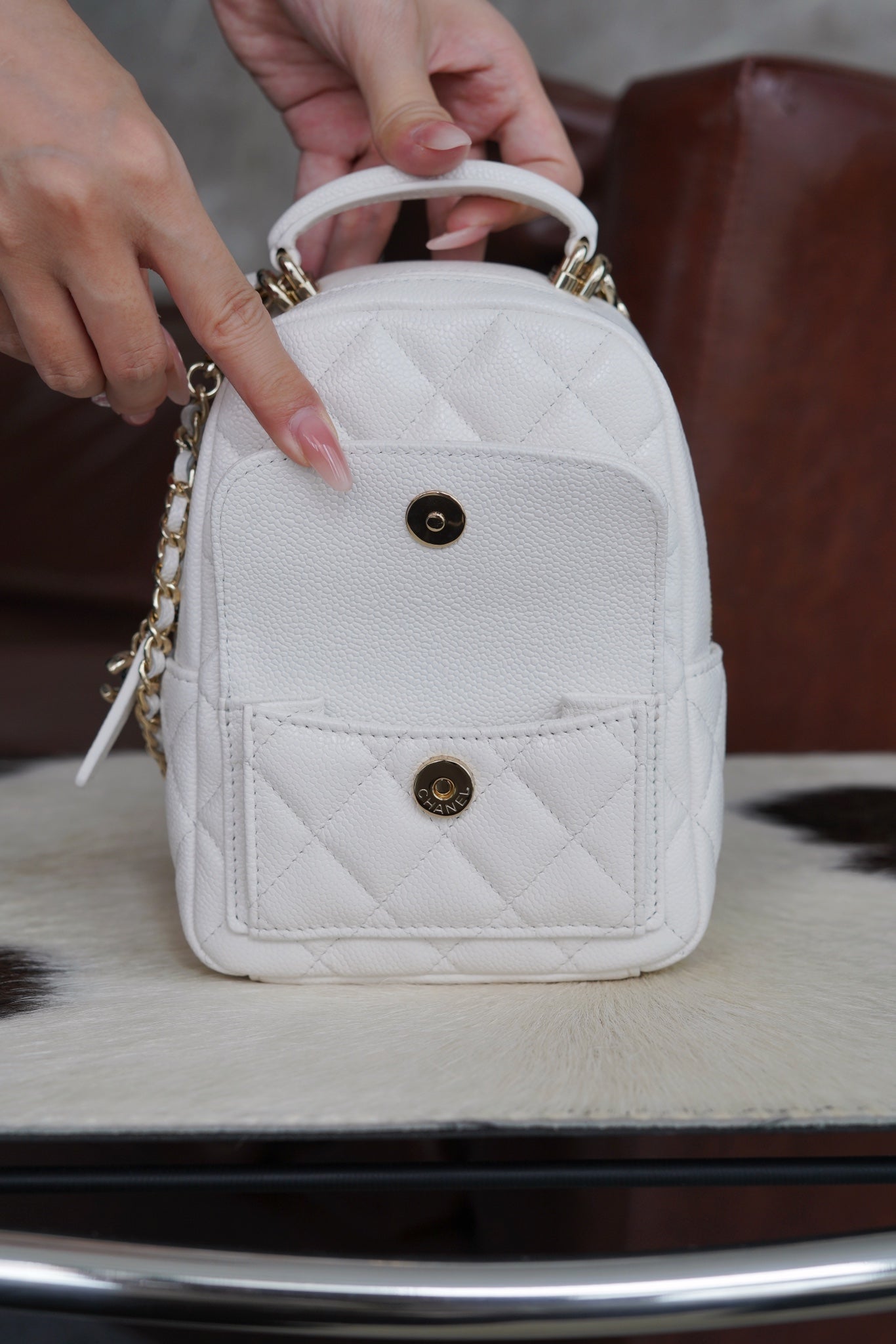 CHANEL 24C mini双肩背包 白色 正品皮