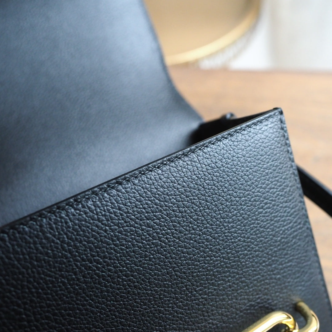 Hermes Roulis 19cm 89/黑色/Noir Evercolor leather Gold hardware