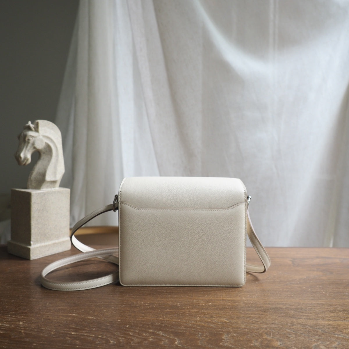 Hermes Roulis 19cm 10/奶昔白/Craie Evercolor leather Palladium hardware