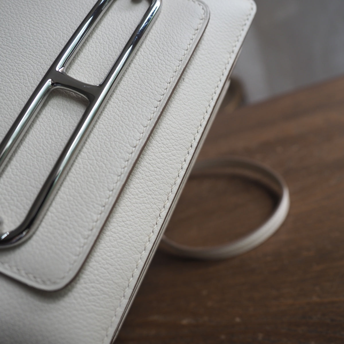 Hermes Roulis 19cm 10/奶昔白/Craie Evercolor leather Palladium hardware
