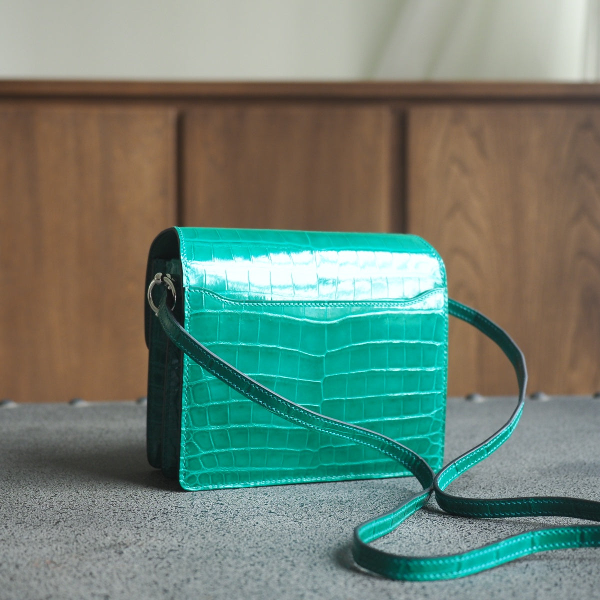 Hermes Roulis 19cm 6Q/翡翠绿/Vert emeraude Shiny cror leather Palladium hardware