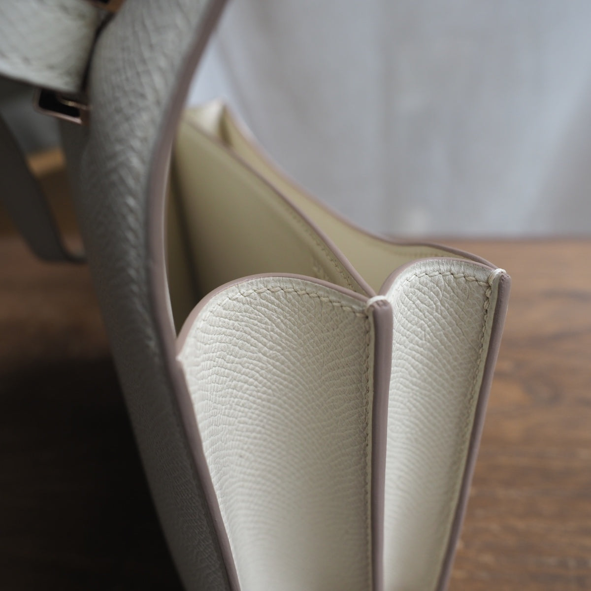Hermes Constance 19cm 10/奶昔白/Craie Epsom leather Rose Gold hardware