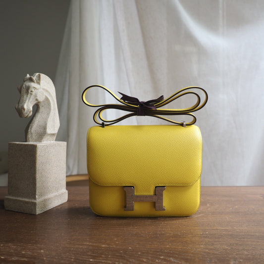 Hermes Constance 19cm 9O/那不勒斯黄/NaPles Epsom leather Palladium hardware