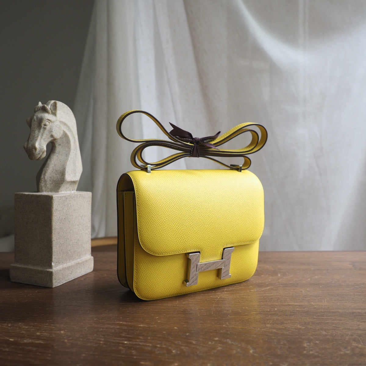 Hermes Constance 19cm 9O/那不勒斯黄/NaPles Epsom leather Palladium hardware
