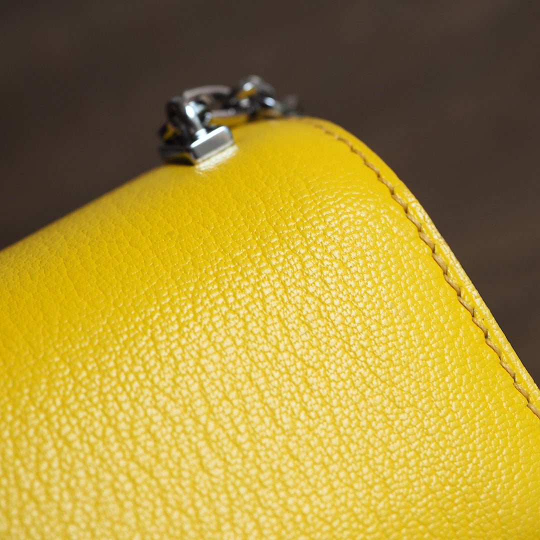 Hermes Verrou 19cm 9D/琥珀黄/Amber Chevre leather Palladium hardware