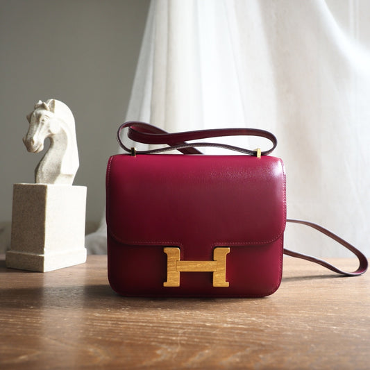 Hermes Constance 19cm B5/宝石红/Ruby Box leather Gold hardware