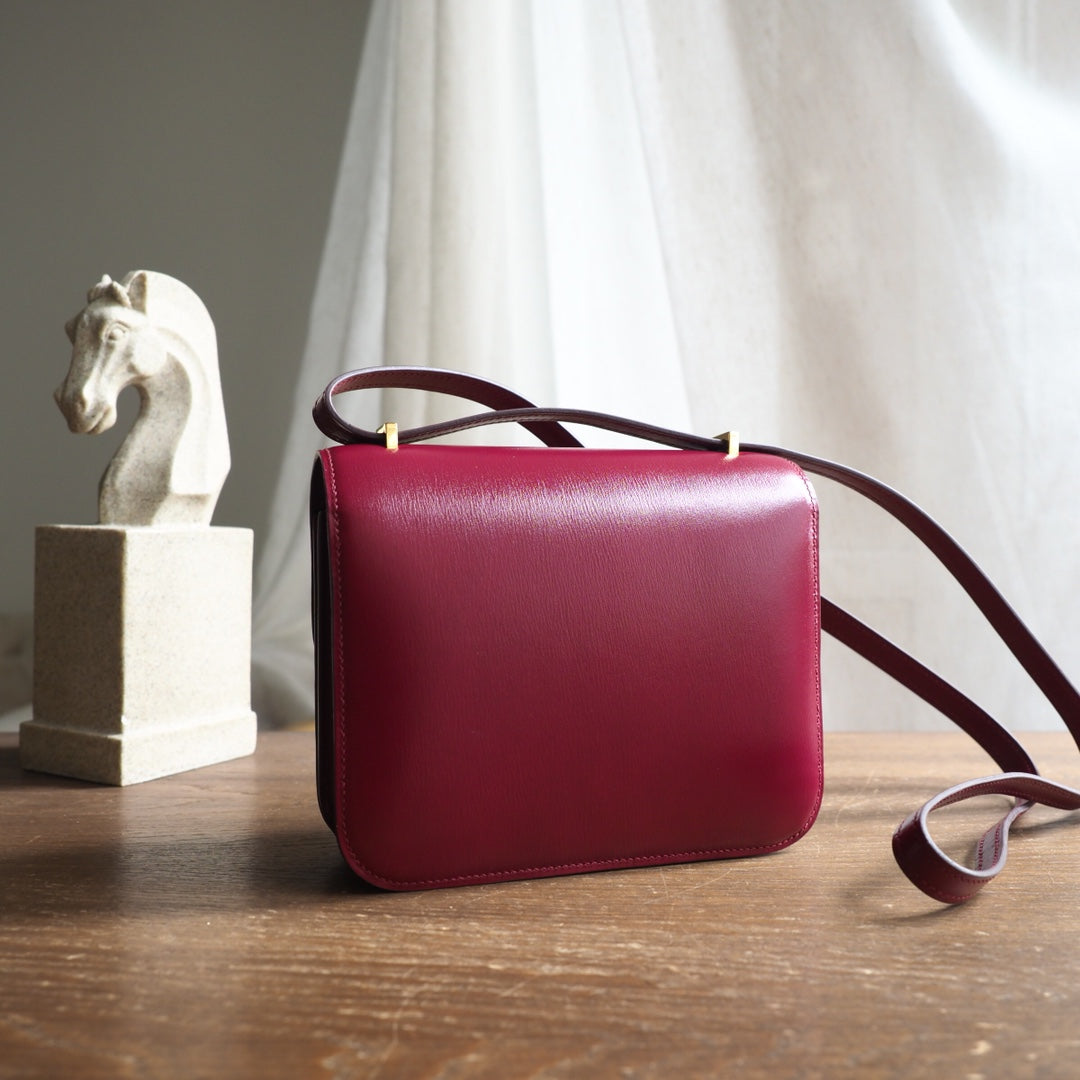 Hermes Constance 19cm B5/宝石红/Ruby Box leather Gold hardware