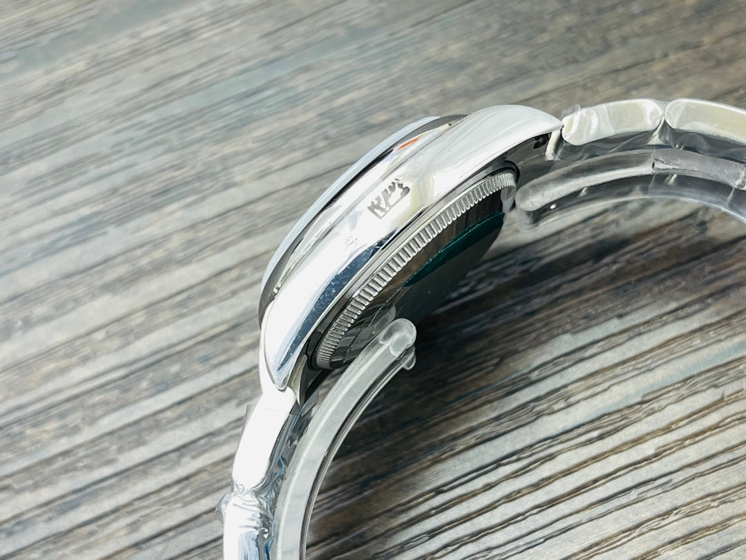 Rolex watch 新款蚝式恒动系列126000
