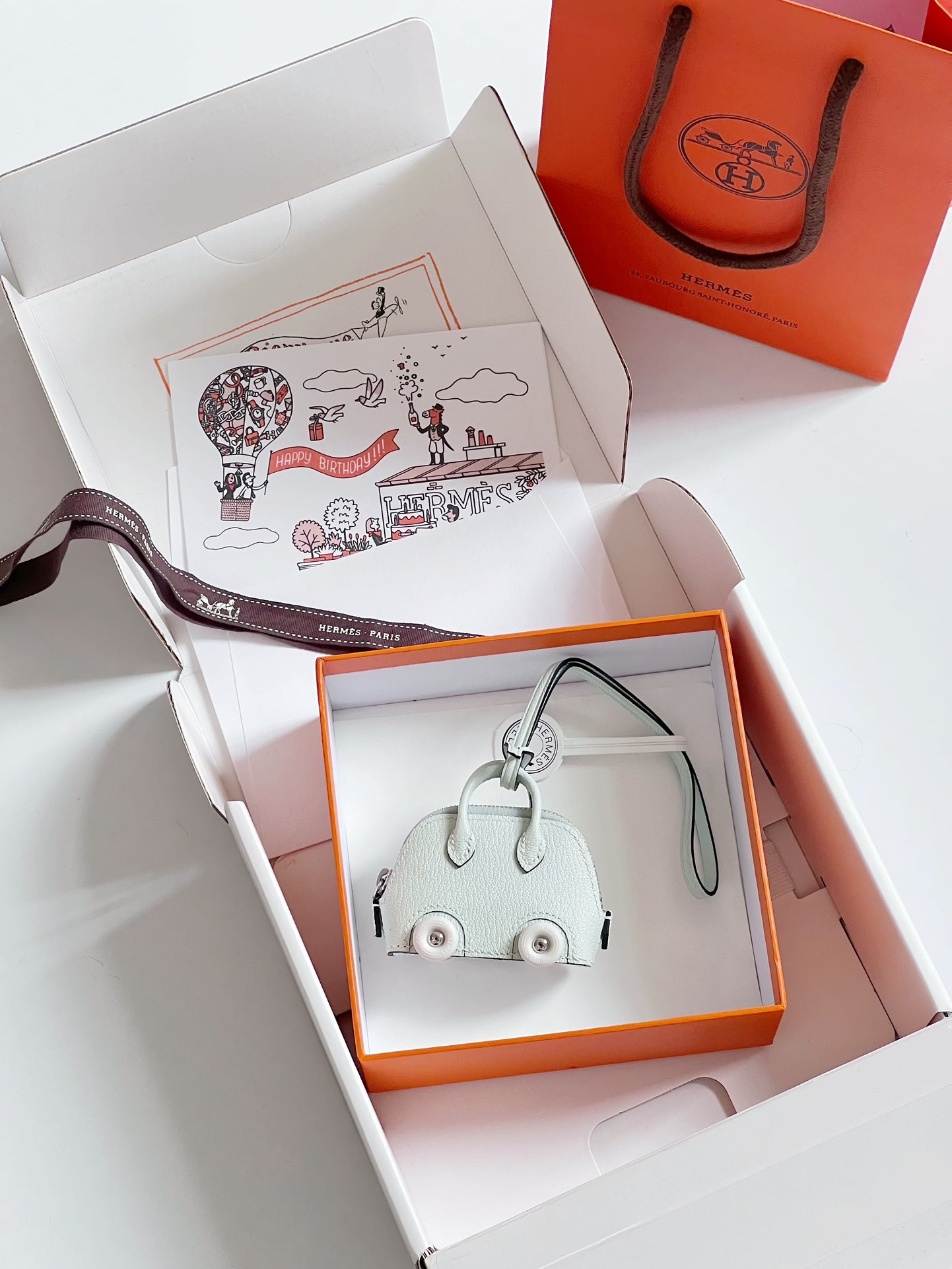 Hermes pendant Bolide on Wheels